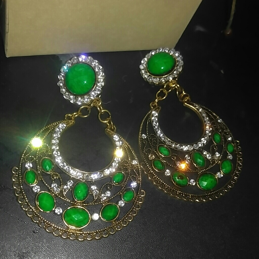 Amirita Singh clip on earrings